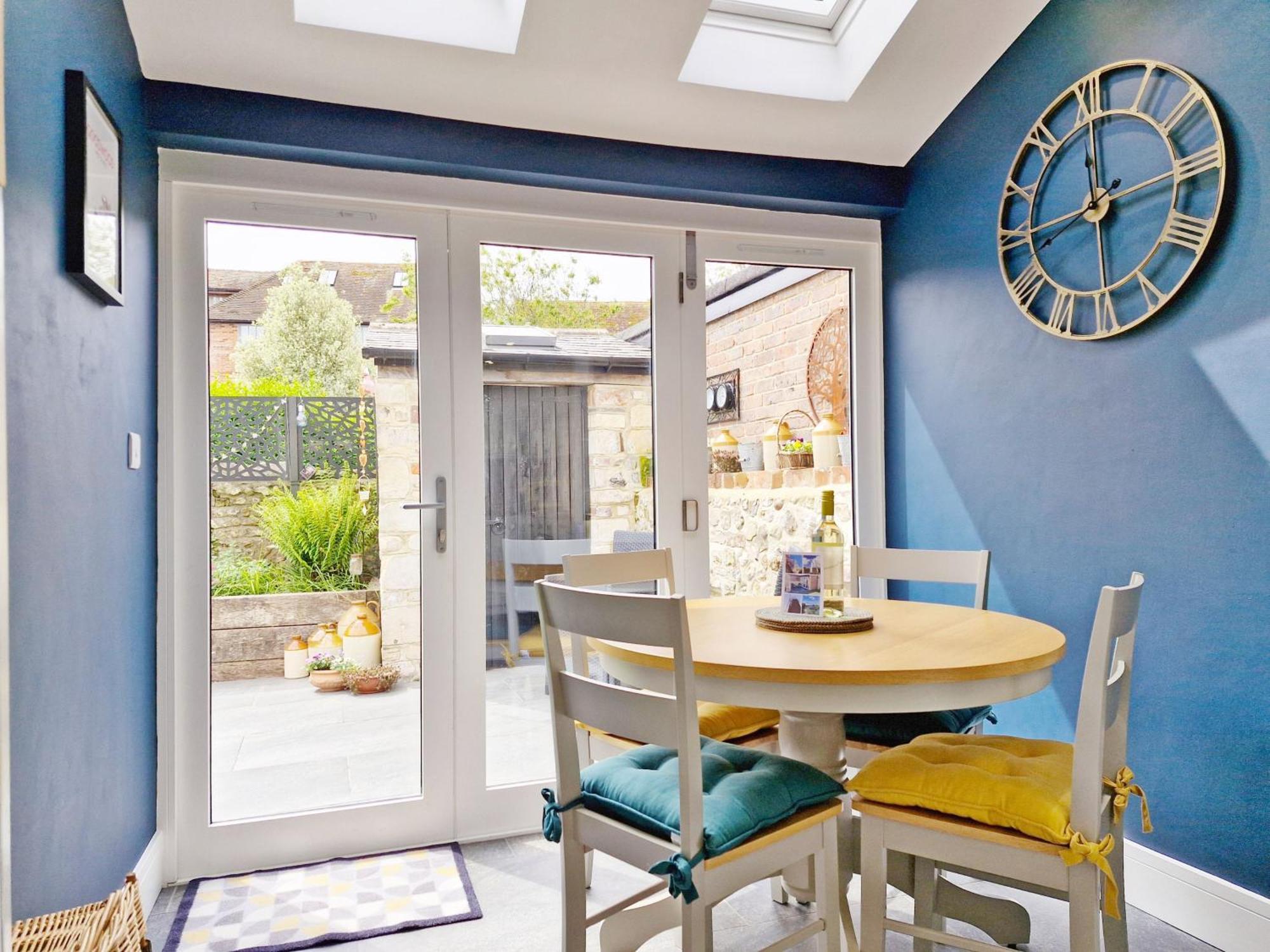 Four Priory Road, Chichester Exterior foto